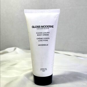 Gloss Moderne Luxury Body Crème Clean Luxury Collection Paraben-free Vegan